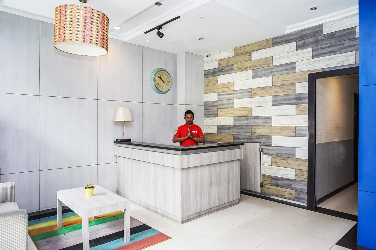 Oyo 119 Belvena Hotel Jakarta Exteriör bild