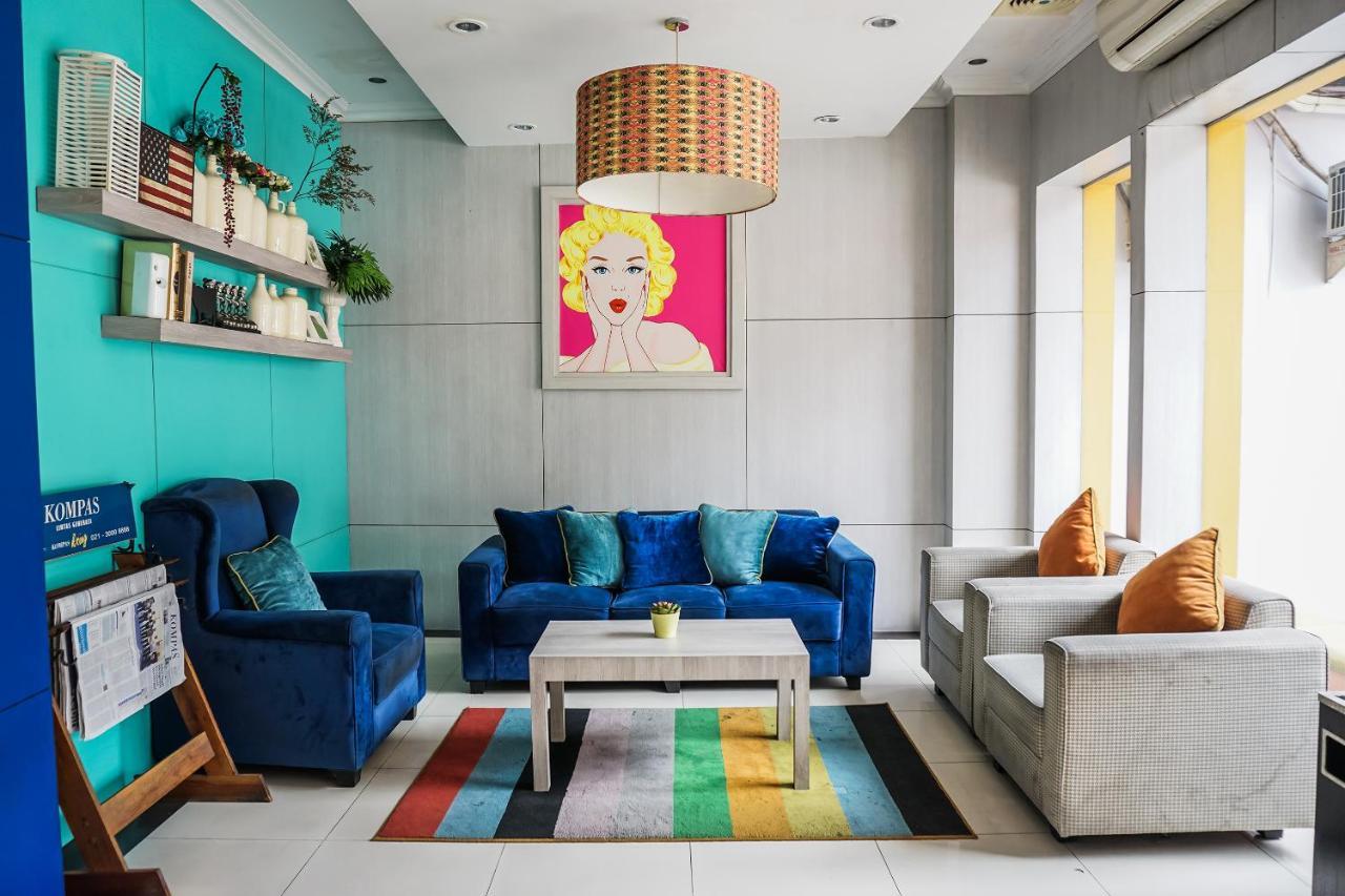 Oyo 119 Belvena Hotel Jakarta Exteriör bild