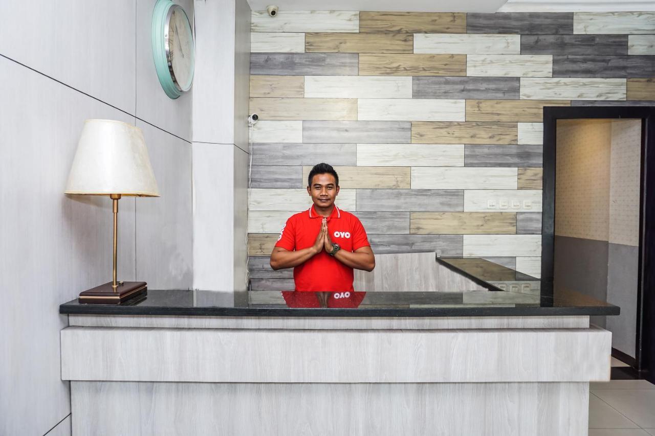 Oyo 119 Belvena Hotel Jakarta Exteriör bild